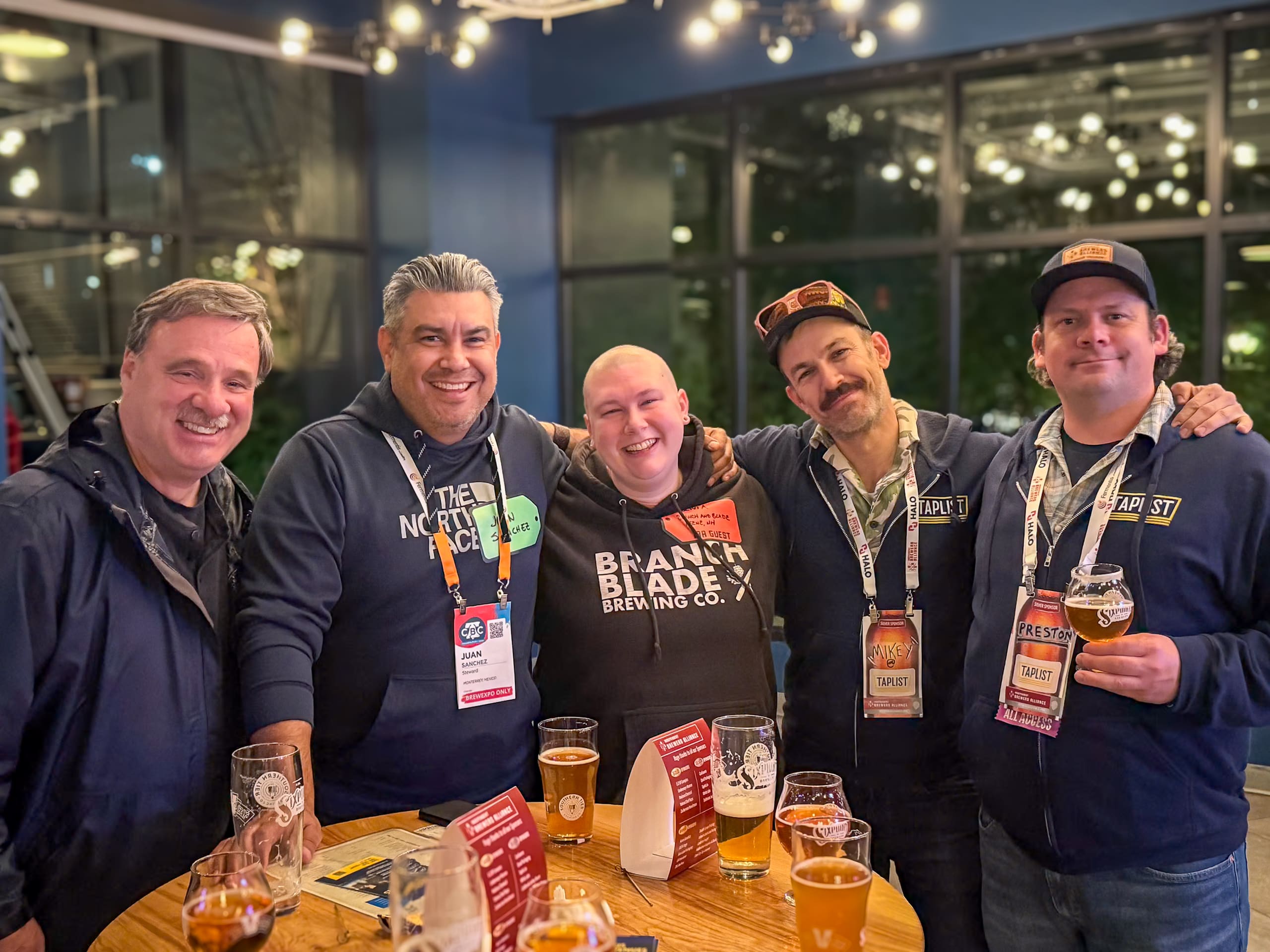Old customers now new friends from Branch and Blade Brewing (NH)&nbsp;and La Taberna (MX)